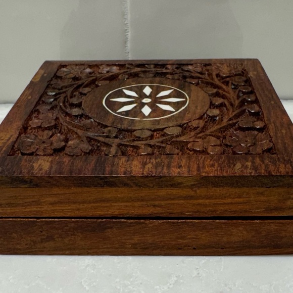 Indian hand-carved wooden jewelry box 4” x 4” trinket box decor - Picture 5 of 11